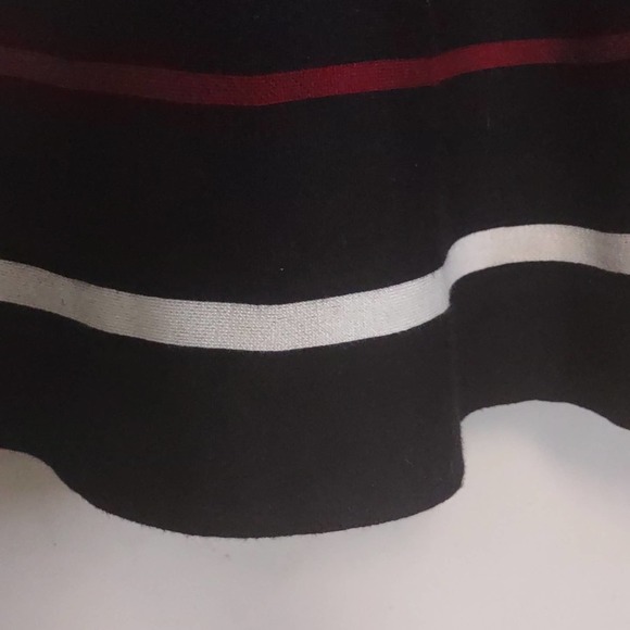 Max Studio Nash Sweater Knit Skirt S/M Black Wine - Picture 4 of 10